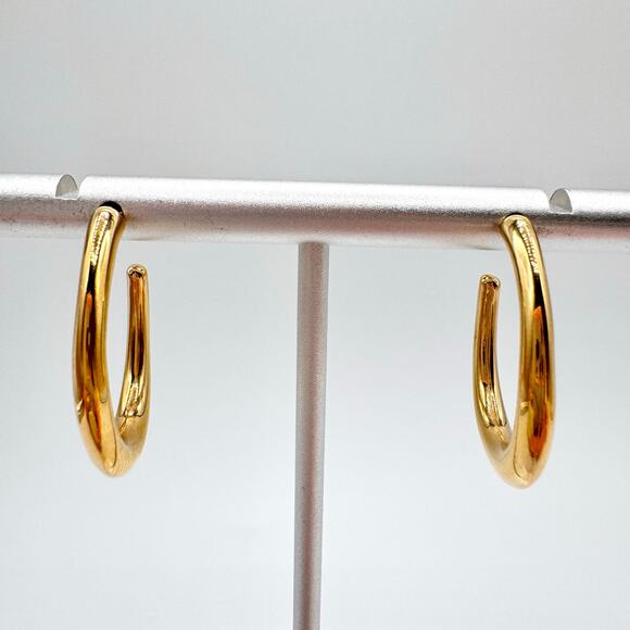 Vintage Napier Oblong Hoop Earrings Shiny Gold Tone Signed Chic Classic Luxe - Picture 2 of 8